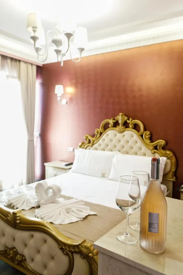 Elite Palace Collak 3*,  Albanie